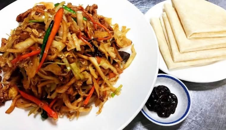 P16 Moo Shi Pork 木须猪肉